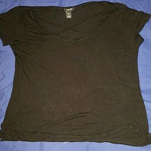 Rue 21 tee